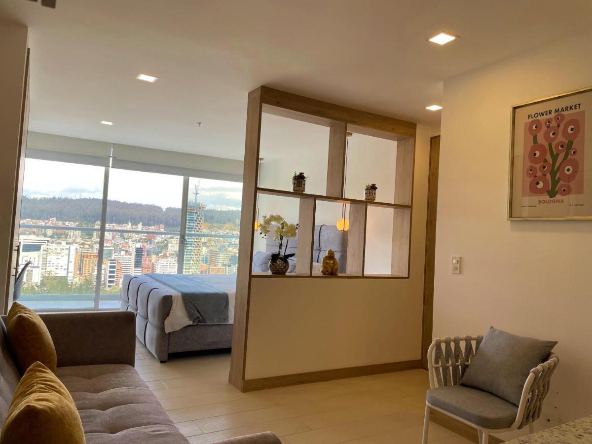 Nueva Suite-Piso 21 Vista La Carolina @One Кито Екстериор снимка